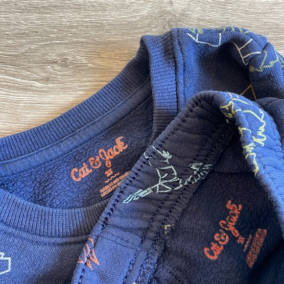 Cat & Jack toddler boys dinosaur print matching set - Picture 3 of 3